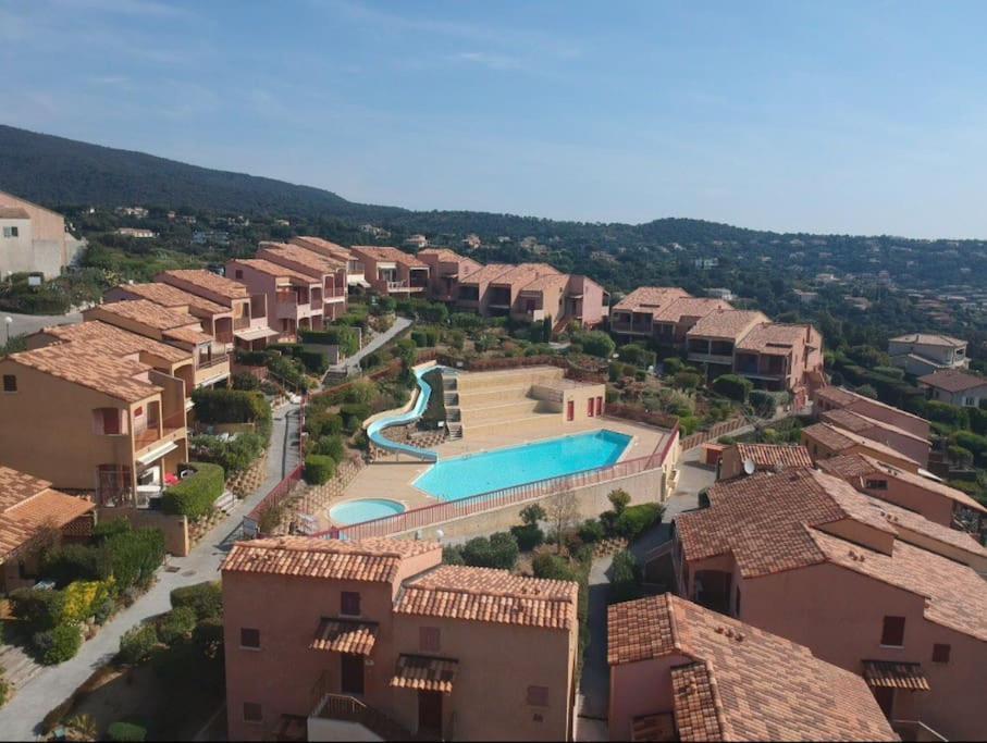 Terrasse De 30M2 Vue Mer Panoramique 1 Chambre Cavalaire-sur-Mer Exterior foto