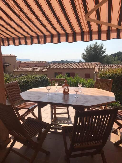 Terrasse De 30M2 Vue Mer Panoramique 1 Chambre Cavalaire-sur-Mer Exterior foto